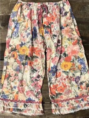 NWT Jades Gypsy Garden Romance Bloomers (bought 2 pair )